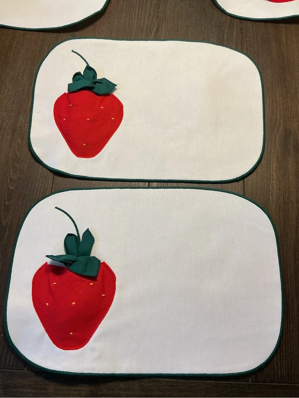 Set of 4 Vintage 70’s Heritage Linens Sidekick Strawberry Appliqué Placemats